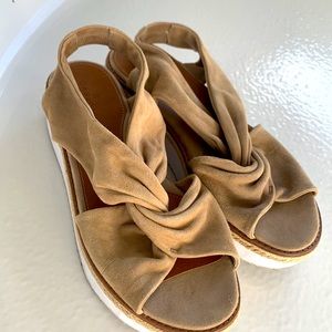 C.A.S.L.O.N Sandler shoes